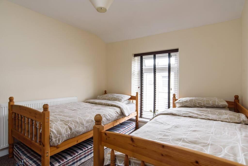 Colliers House Villa Abercanaid Екстериор снимка