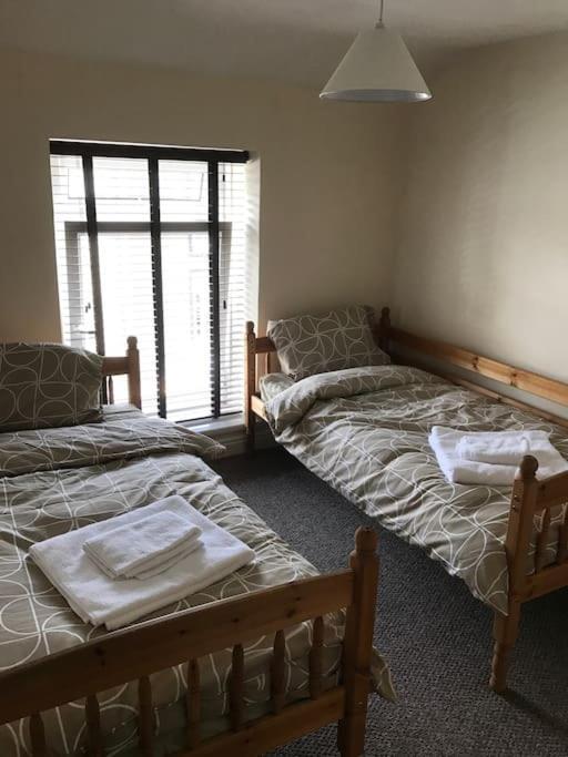 Colliers House Villa Abercanaid Екстериор снимка